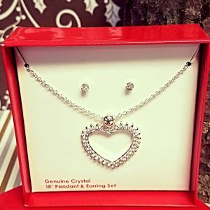 Earring & Necklace Set